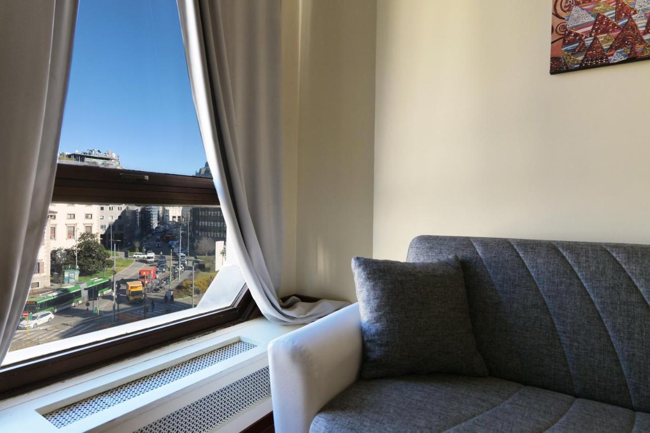 Duomo Luxury Apartment VII Милано Екстериор снимка